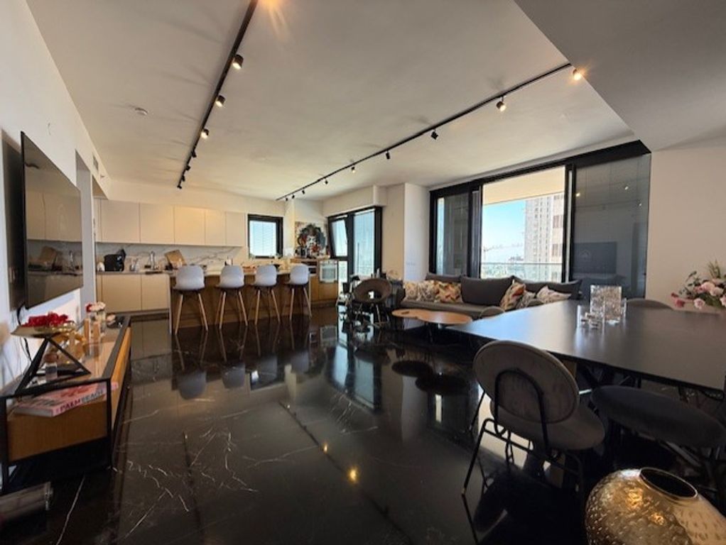 Luxury 5-bedroom apartment for sale in Neve Tzedek, Tel Aviv Yaffo, Tel Aviv Property-971d0000000002f10002686e3905-49356183